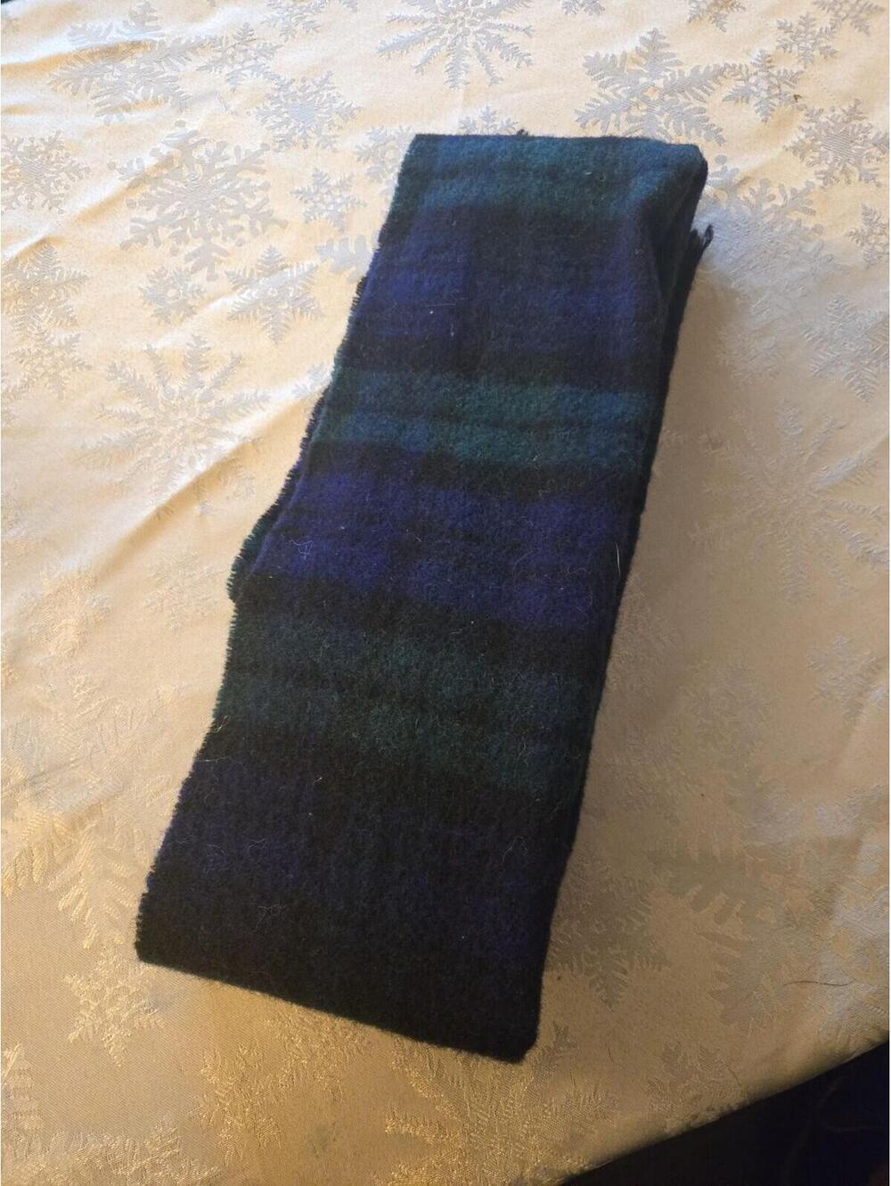 Vintage Edinburgh Woollen Mill Black Watch Tartan Lambswool Scarf - Picture 2 of 3